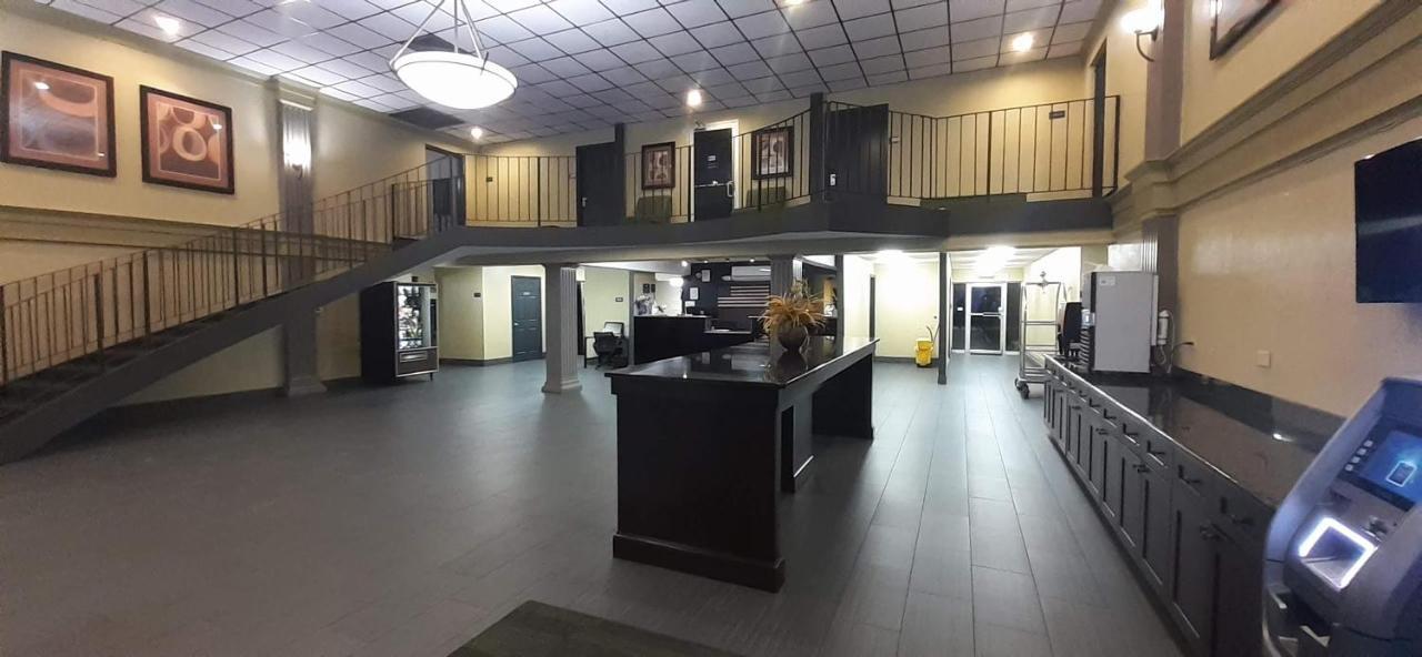 Americas Best Value Inn Феникс-сити Экстерьер фото